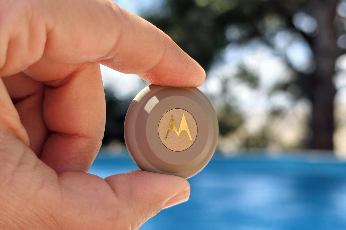 Motorola Moto Tag 2 Review: A Must-Have Bluetooth Tracker for Forgetful People