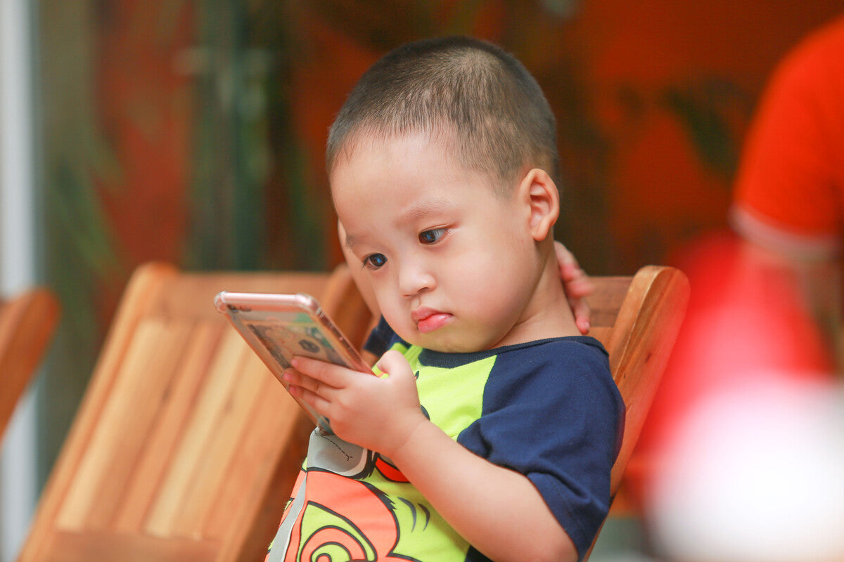 We Imitate AI Without Knowing It: The Hidden Cost of Human Mimicry
