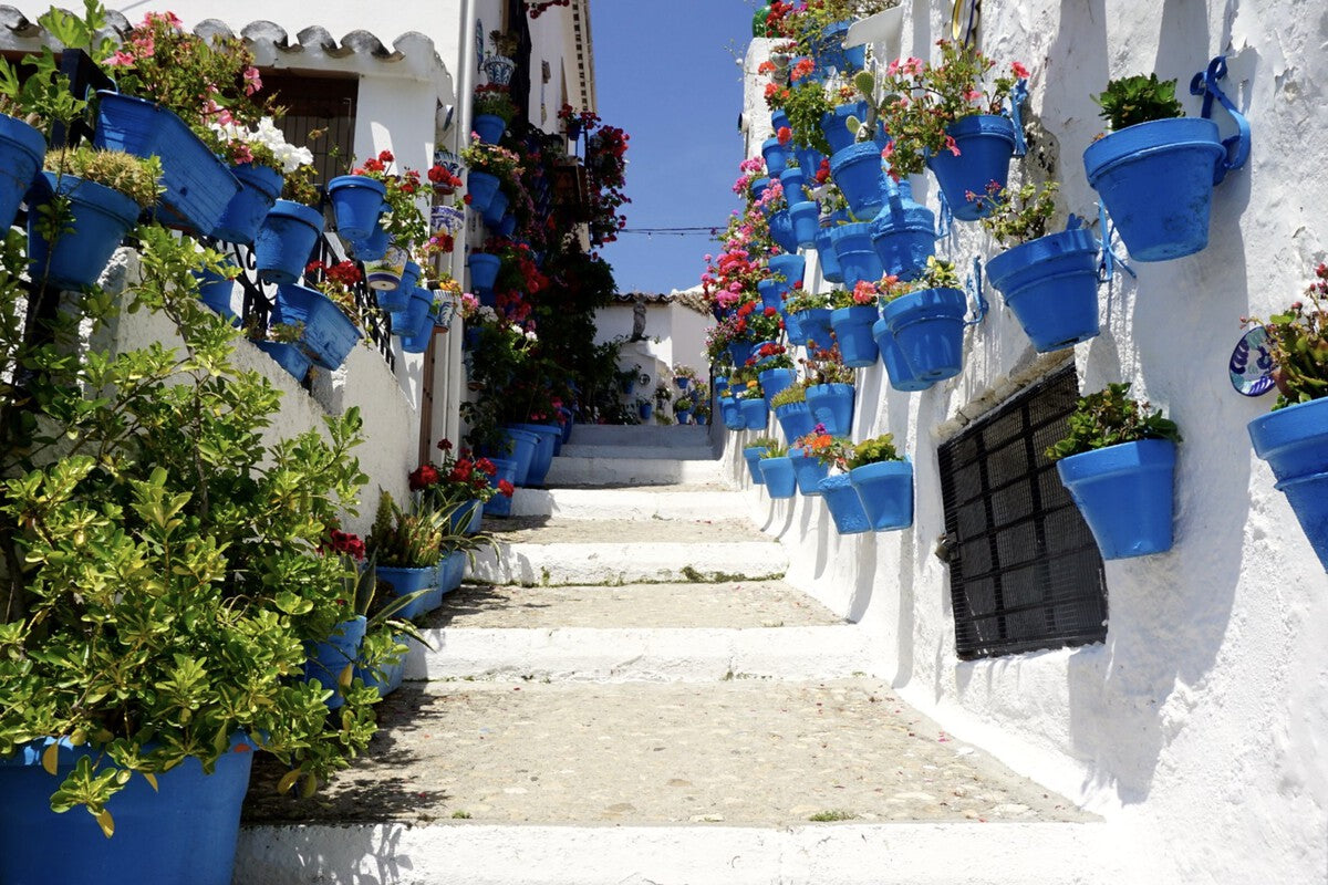 A Spanish Village Split by a Street: 211 Residents, Two Provinces