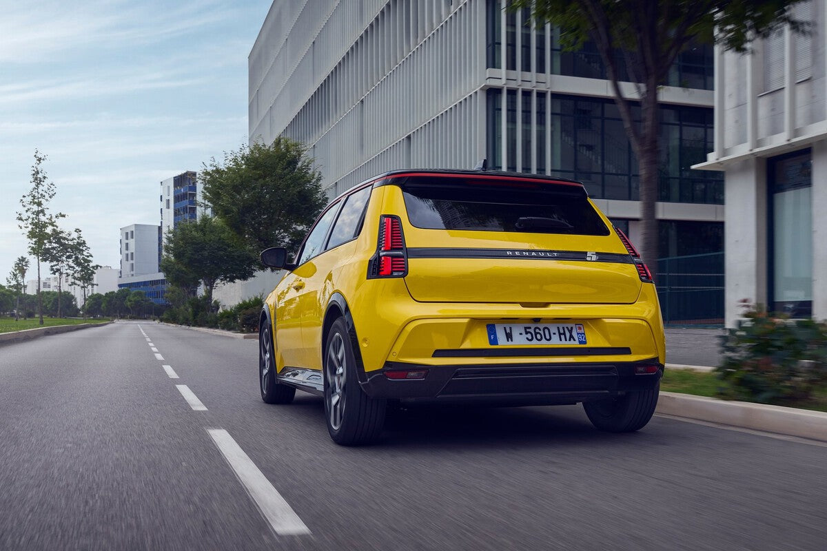 Plan Auto+ Electric Car Subsidies: Too Late and Flawed
