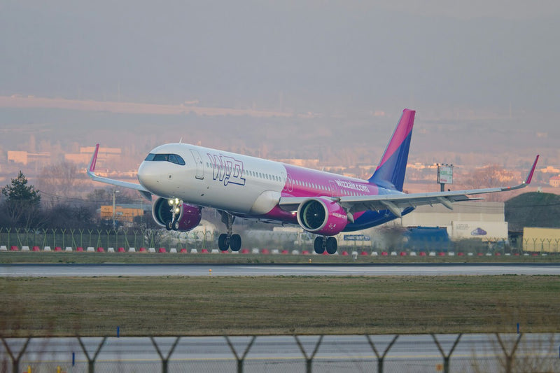 Wizz Air Challenges Ryanair's Dominance at Zaragoza Airport