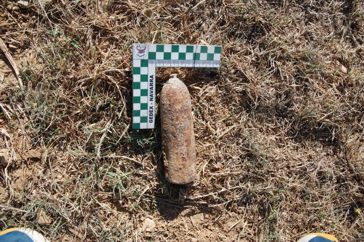 Civil Guard Kids' Event Interrupted by Carlist War Shell Find