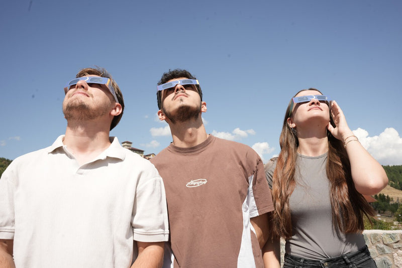 Andalusia Eclipse Glasses Warning: One-Minute Limit Debated
