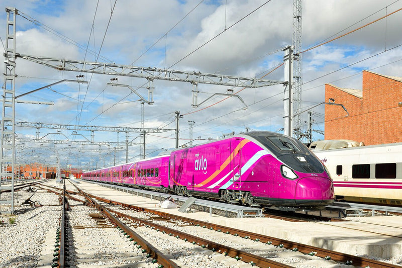 Renfe Rejects Speed Cut for Avril S106 Trains Despite Bogie Cracks