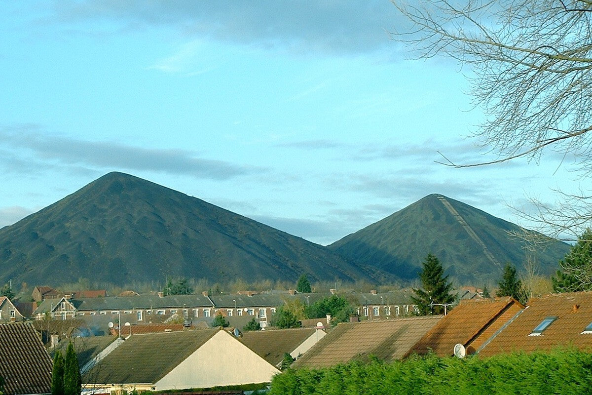 France's Coal Waste Pyramids Became a Surprising Mediterranean Haven