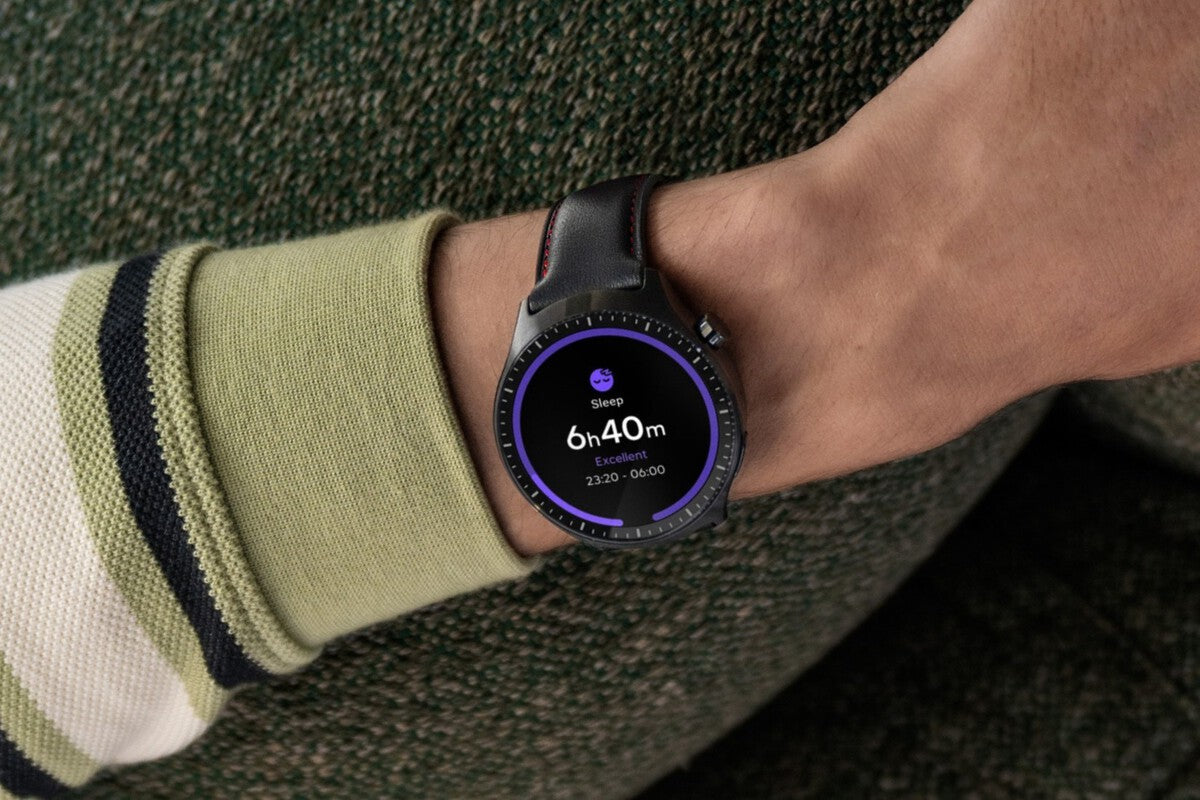 Motorola Watch Ultra: Wear OS Smartwatch With Polar Fitness Tracking