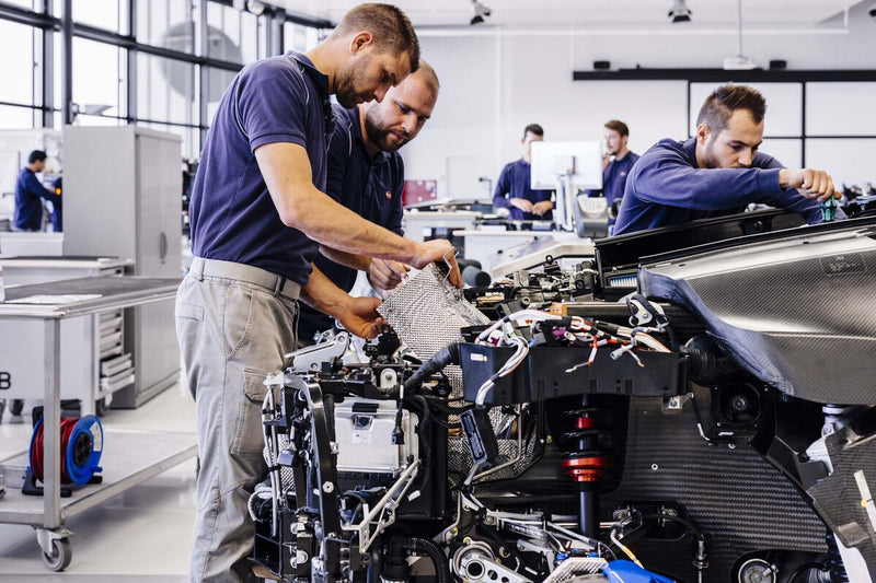 Germany Debates 40-Hour Week Without Extra Pay to Boost Industry