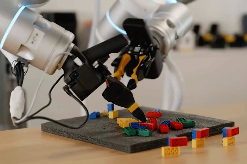 GEN-1.5 Robot Learns New Tasks from a 10-Second Demo