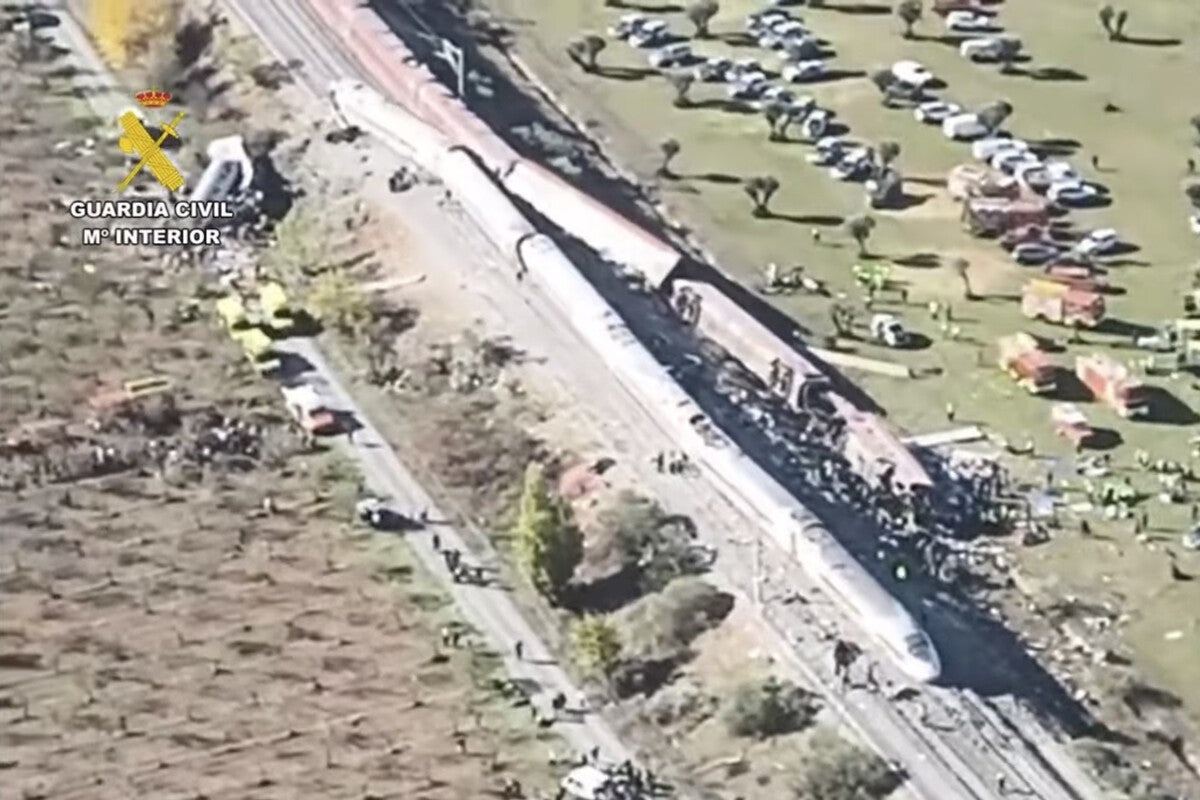 Toledo Train Crash: Minute-by-Minute of the AVE and Iryo Collision