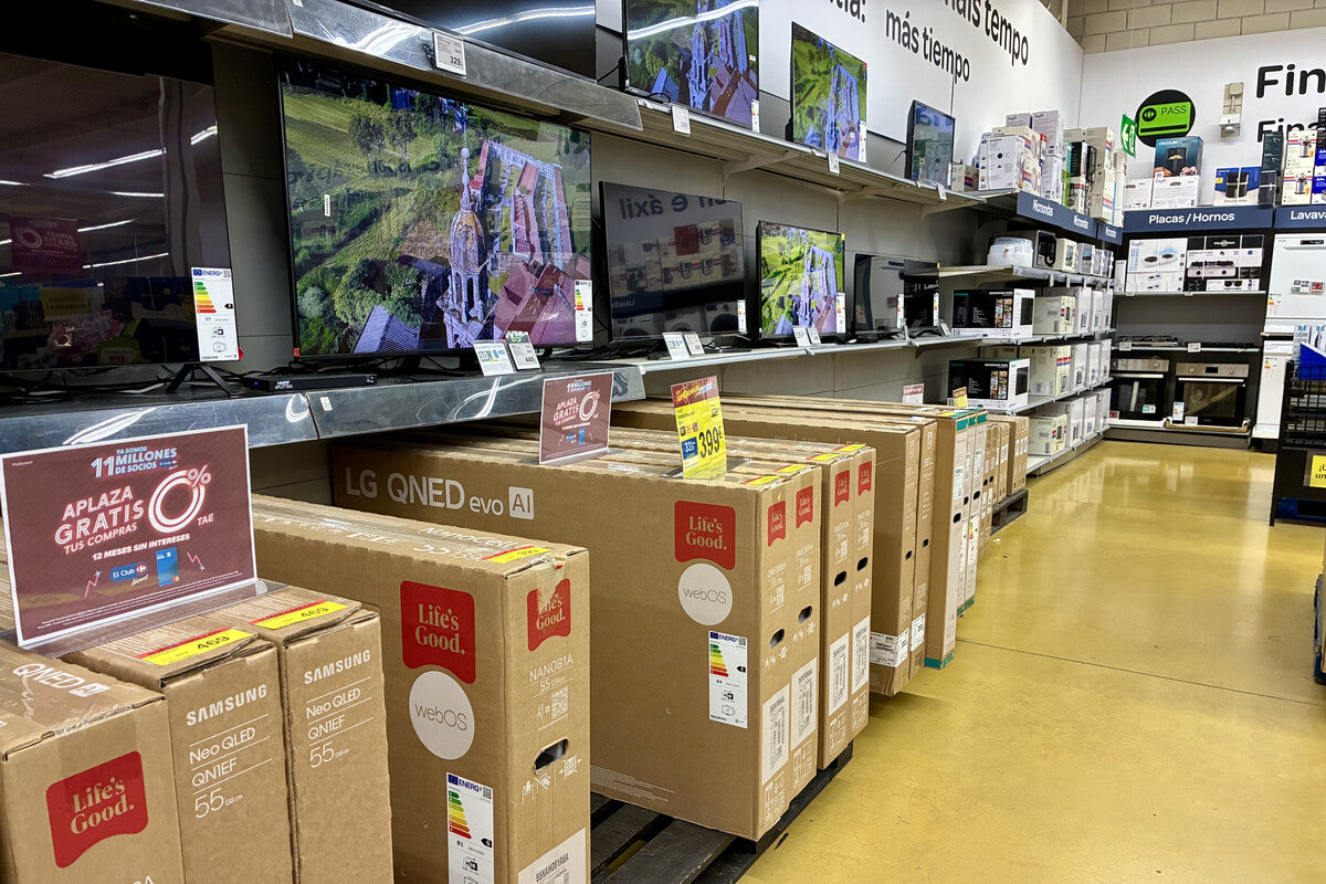 LG 75-Inch MiniLED TV Drops to 699 Euros at Carrefour