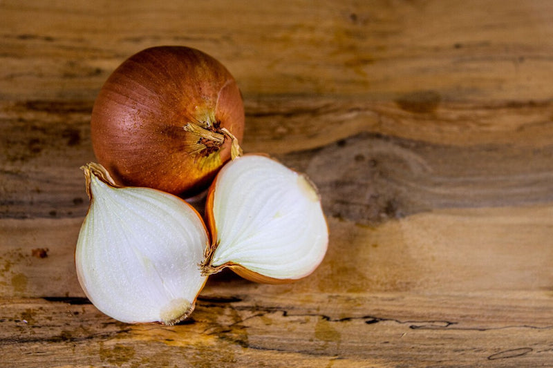 Green Sprouts on Onions Are Safe to Eat, Scientists Confirm