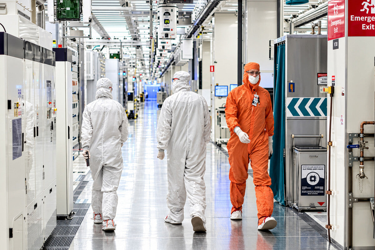 US Chip Industry Still Relies Heavily on China Supply Chain