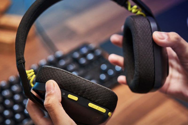 Logitech G435 Review: The Most Comfortable Gaming Headset