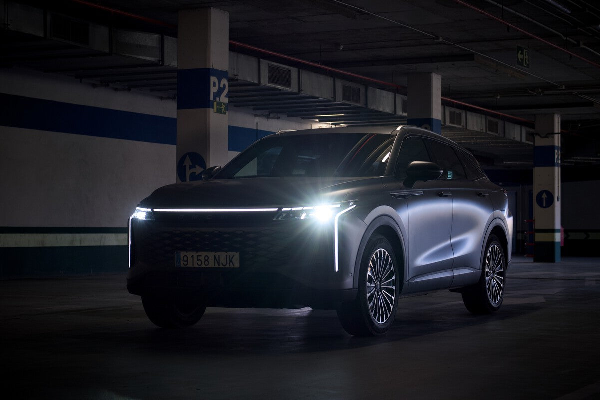 Chinese Plug-In Hybrids and EVs Dominate Spain: Are Buyers Making a Mistake