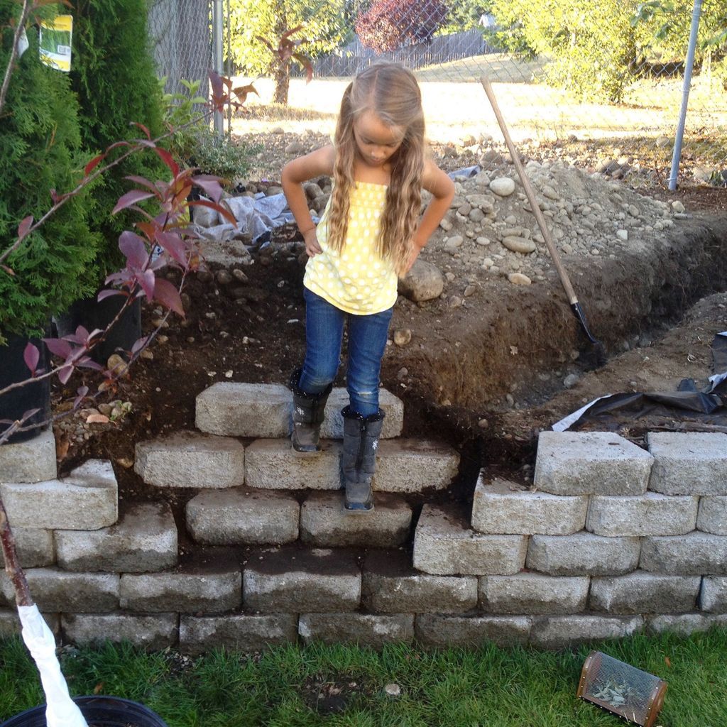 How to Make a Beautiful Secret Garden - grandgoldman.com
