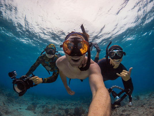 19 Best Underwater Cameras for Snorkeling (Reviews)