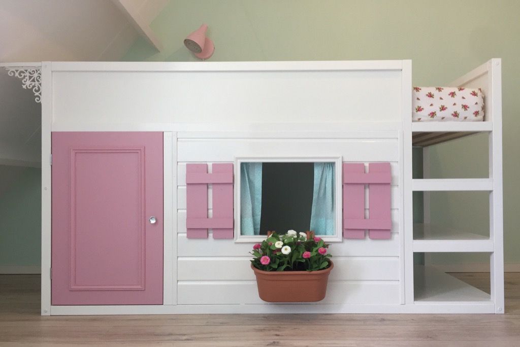 Building a Playhouse Bed! - grandgoldman.com