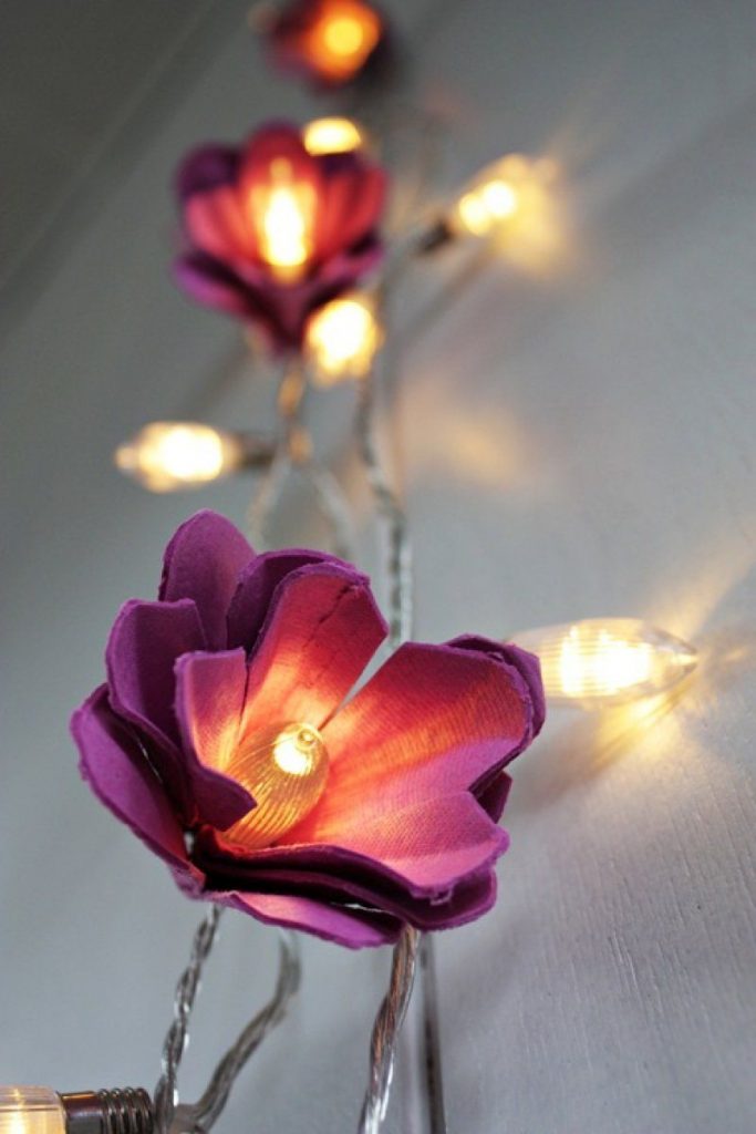 Incredible Crafts with Egg Crabs - grandgoldman.com