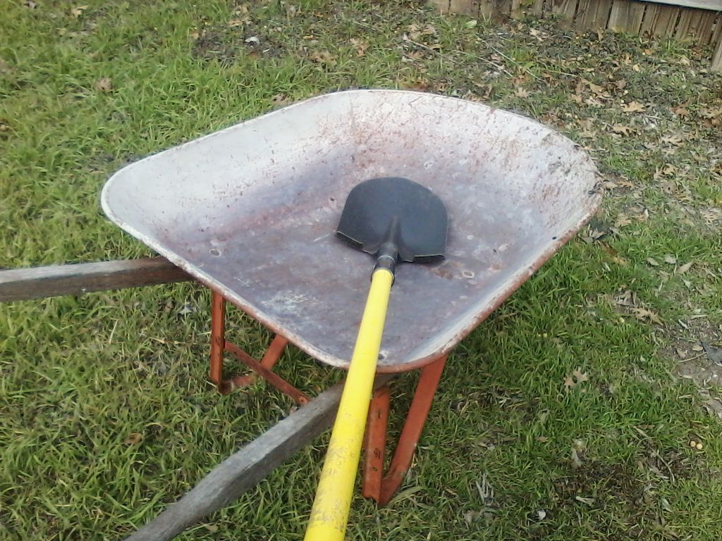 Learn How to Make Octagonal Concrete for a Driveway! - grandgoldman.com