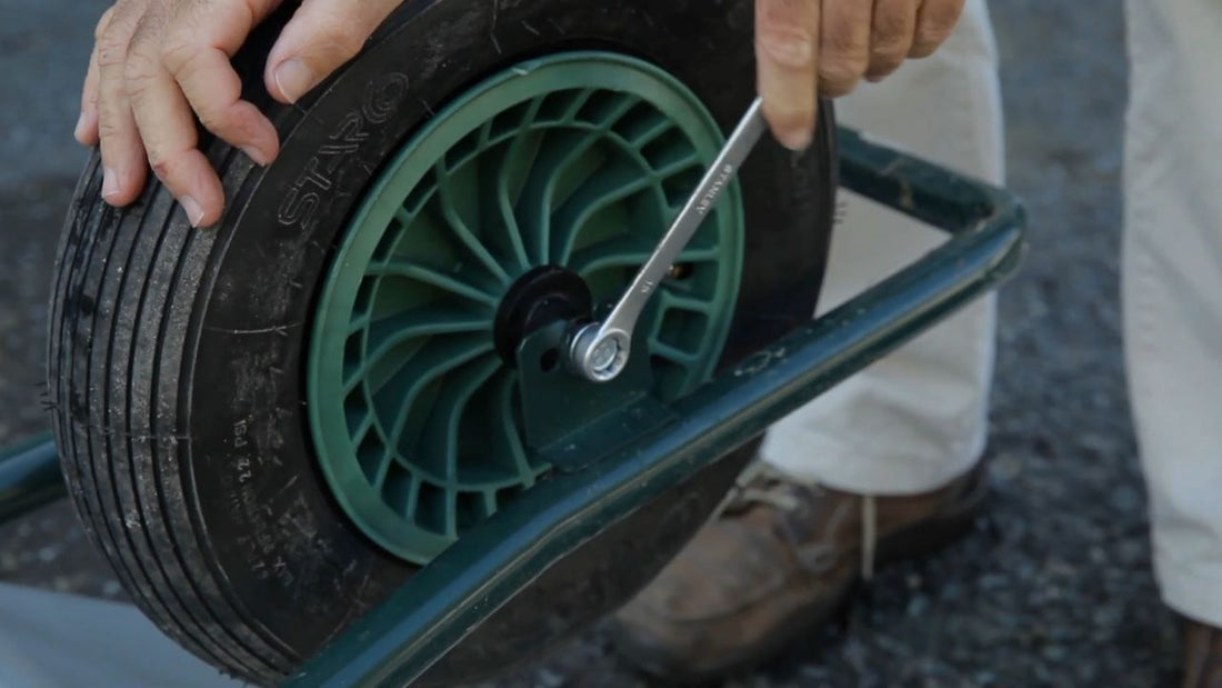 Learn how to repair a tire puncture - grandgoldman.com