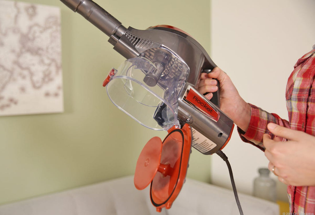 Shark HV302 Rocket Ultra-Light Vacuum Review - grandgoldman.com
