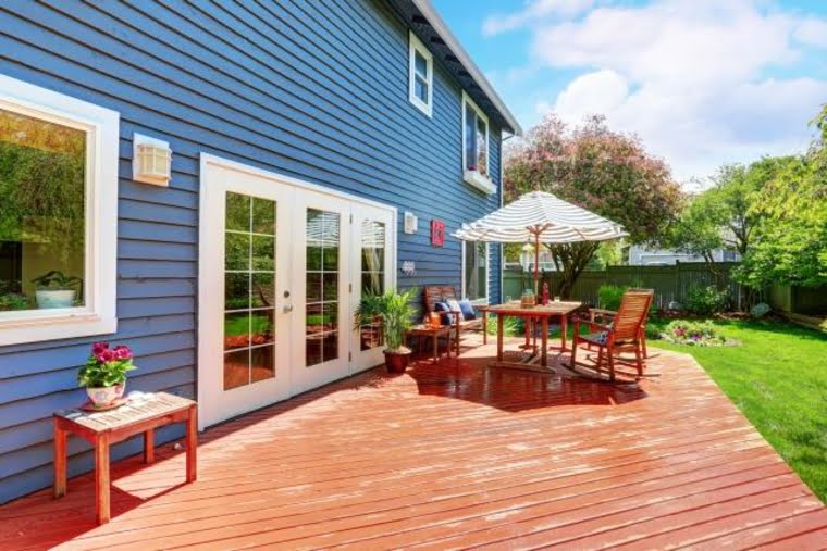 How to Install Joists for a Deck in Your Garden - grandgoldman.com