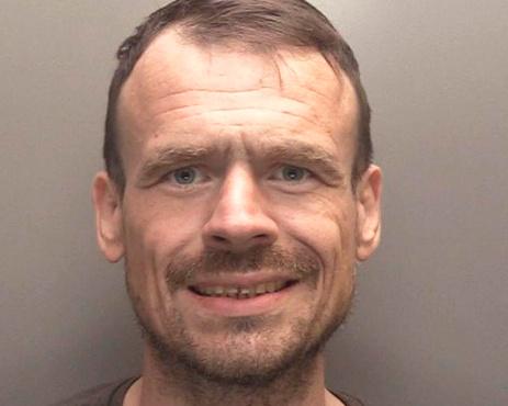 London Prisoner Anthony Lloyd Absconds from Medical Facility