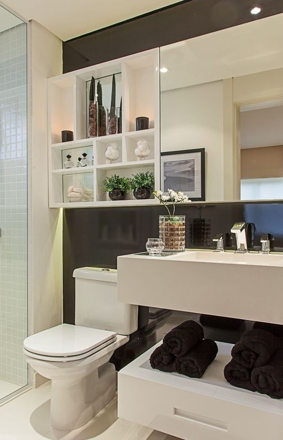 5 Tips to Expand Your Bathroom! - grandgoldman.com