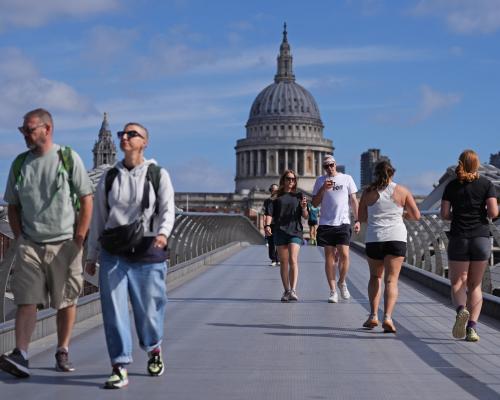 London Safe: Crime Drops 35,000 – Facts Beat Disinformation
