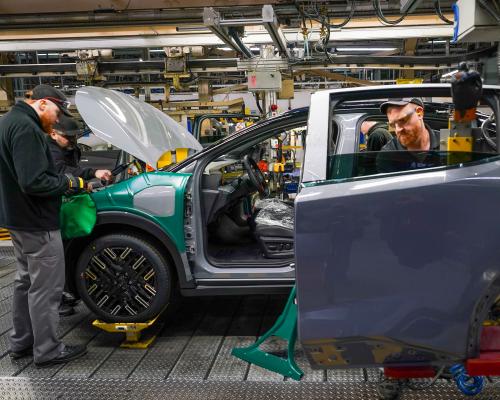 Carmakers Lobby UK to Revoke 2035 Petrol and Diesel Car Ban