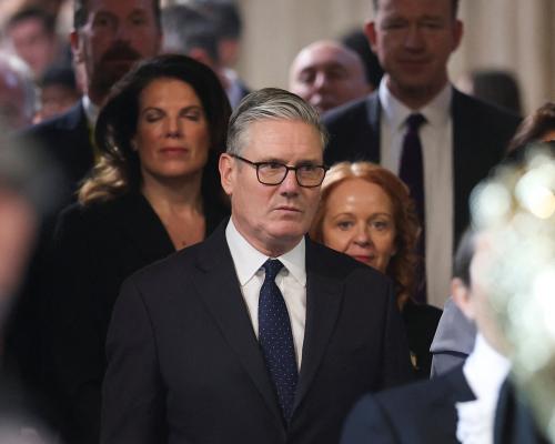 Keir Starmer Leadership Crisis Explained - grandgoldman.com