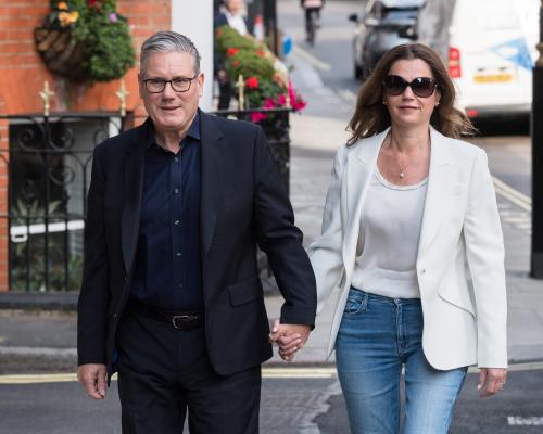 Victoria Starmer Cream Blazer Power Dressing Political Fashion State - grandgoldman.com