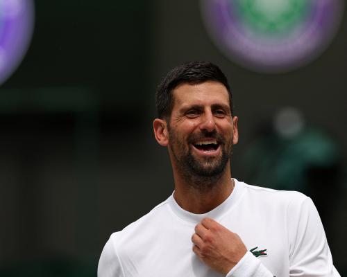 Djokovic Inspired by Serena Williams Targets Wimbledon History - grandgoldman.com
