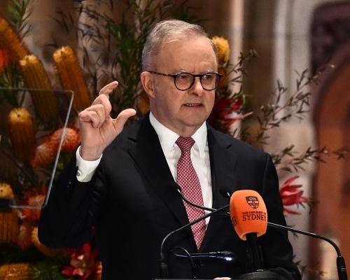 Albanese AI Plan: Australia Faces Tech Giants in New Regulation P