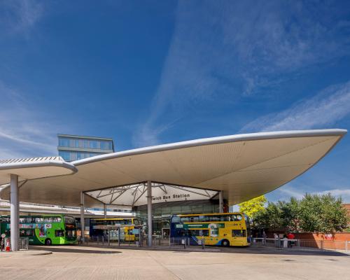 No Car? 6 Cheap Family Days Out in England by Bus