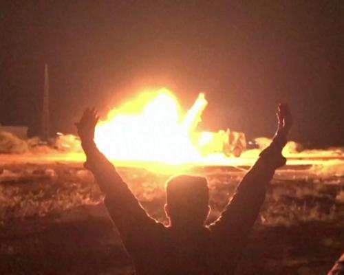 Trump Threatens Iran Civilian Infrastructure in Escalating Confli