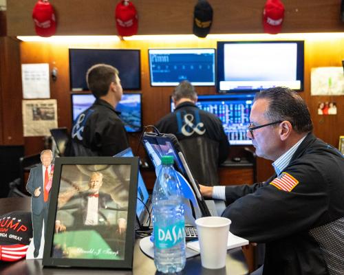 Stock Market Serves Top 1%: 40% of Americans Believe It