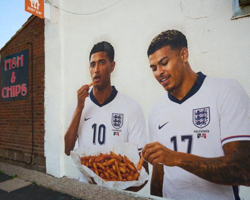 Jude Bellingham Mural on Chip Shop Goes Viral in Birmingham
