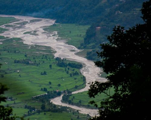 Australian Tourists Missing in Nepal Flash Floods: Urgent Updates