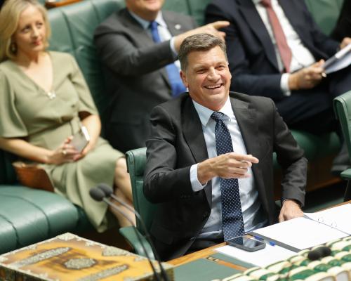 Albanese Slams Taylor Midwinter Ball Speech Australia Politics - grandgoldman.com
