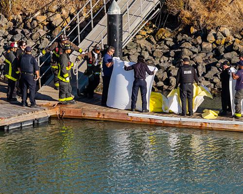 Boat Capsizes Near Alcatraz: 3 Missing in Family Tragedy