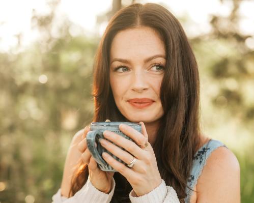 Romantasy Star Stacey McEwan on Love, Bread, and BookTok