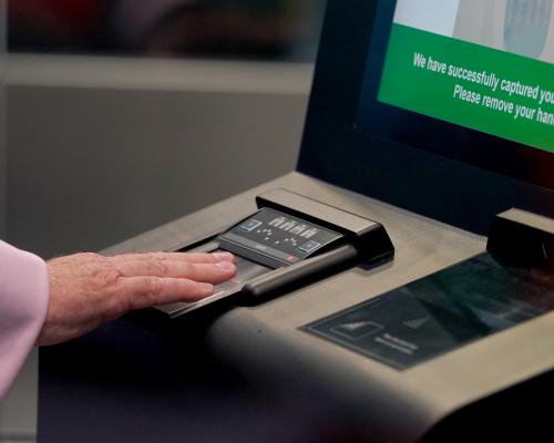Ryanair Warns of Summer Queue Chaos at EU Airports Over Fingerprint - grandgoldman.com