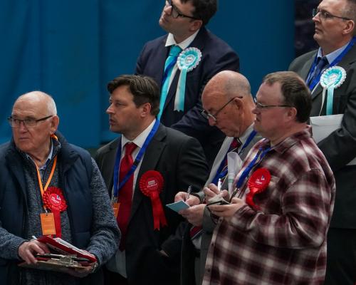 Labour Cracks Show Near Starmer Top Team After Local Election Losses - grandgoldman.com