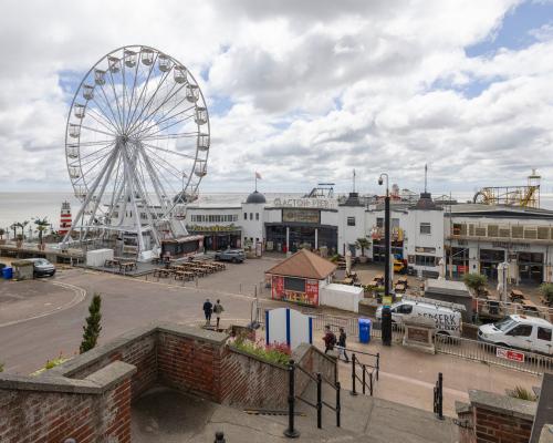 Farage Clacton Constituency Named Worst Tree Desert in England - grandgoldman.com