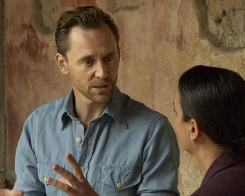Pompeii: Out of Time Review – Tom Hiddleston's Cringe-Worthy