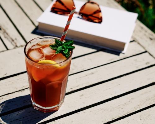 Iced Tea Alternatives: Top Summer Drinks to Cool Down