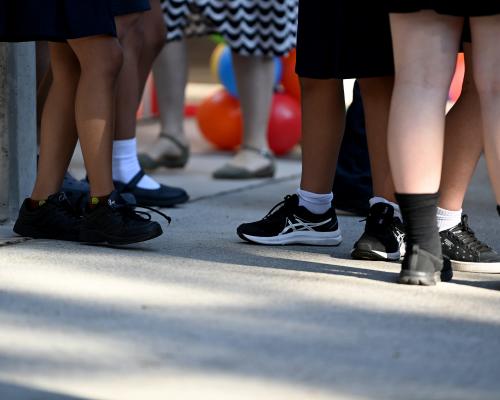 Primary School End: A Parent's Emotional Transition Guide