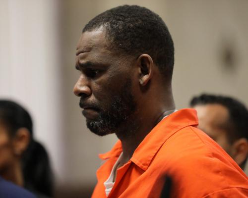 R Kelly Appeals to Trump for Commutation of 31-Year Sentence