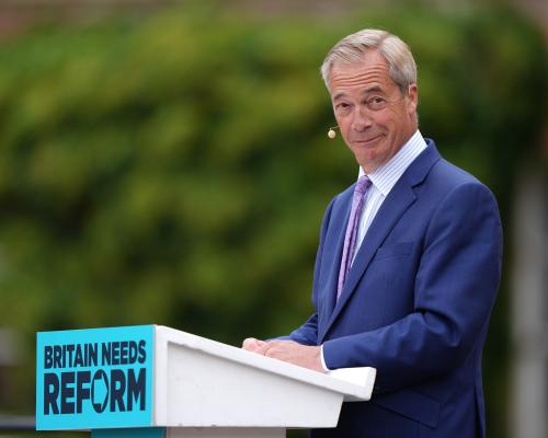 Reform UK Donations Inquiry Sparks 'Establishment Stitch-Up'
